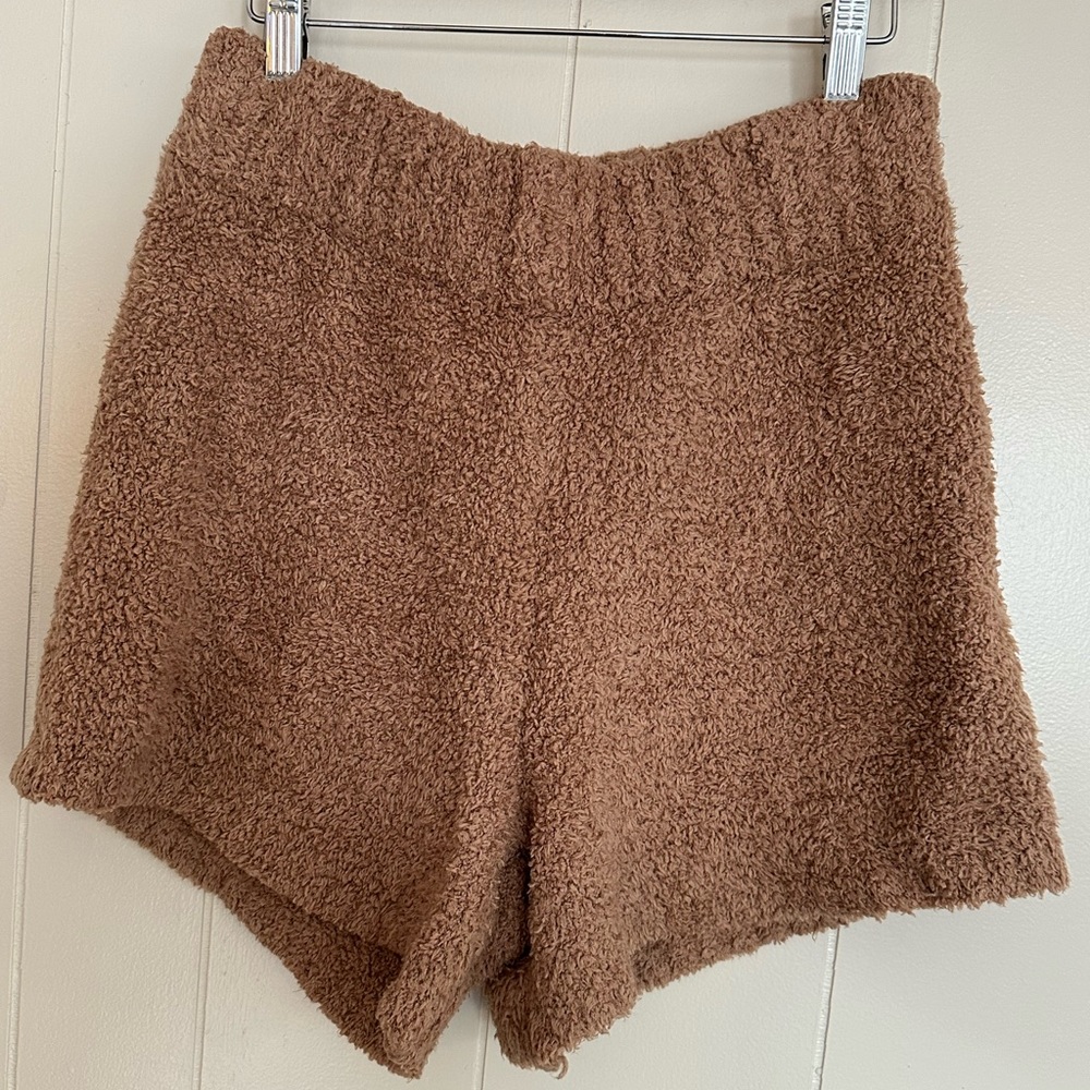 SKIMS tan woolie ‘Teddy Bear’ shorts.  L/ XL